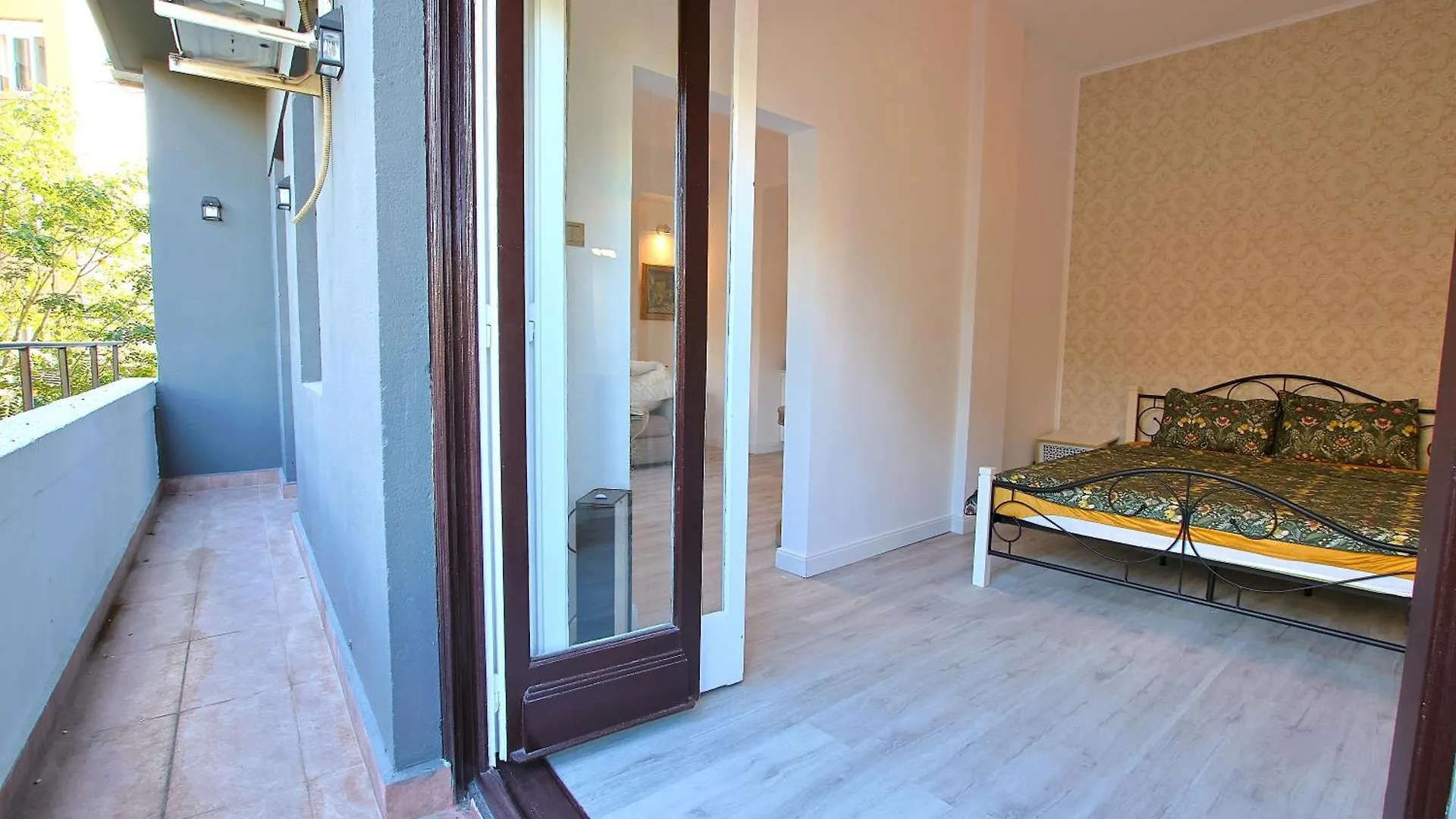 Art Boutique Residence Bucharest 0*,