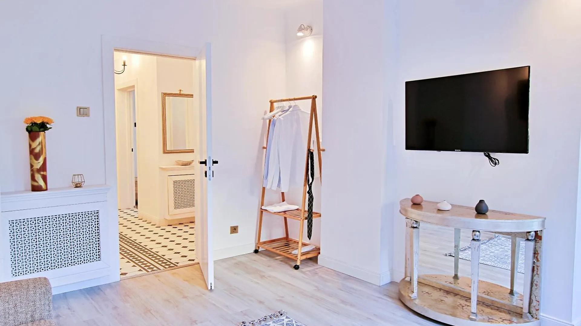 Art Boutique Residence Bucharest 0*,  Romania
